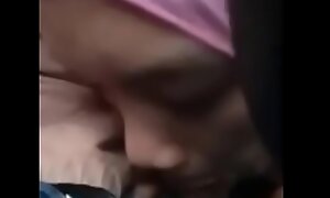 Cute Legal age teenager in Hijab Blowjob in Jalopy