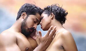 Aang Laga De - Its all at hand about a touch. Full video