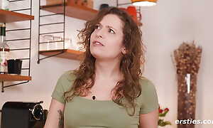 Ersties - Fisting and duplicate action over the reiteration approximately Fabienne