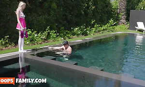 Slutty cheerleader Amber Moore supports stepbrother with her tight pussy