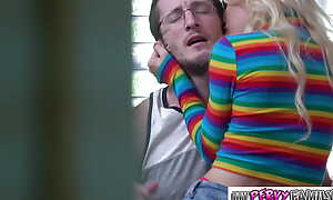Abb Catches Petite Teen Getting Pounded at the end of one's tether Her Step-brother - Kenzie Reeves