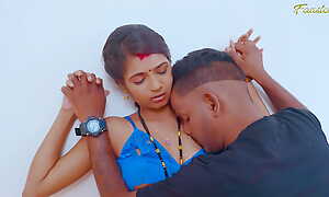Indian desi slim bhabhi fucked hard by will not hear of devar back hammer away private room