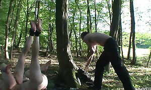 Several girls gets pussies fisted