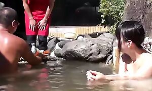 A Mixed-gender Outdoor Hot Spring, the Several Sisters, and Me. Part2
