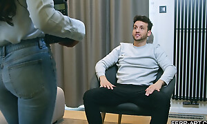 Photographer strips for sculpt to cheer him up
