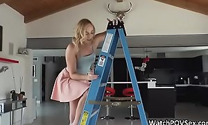 Abysm close up anal with girlfriend unaffected by ladder