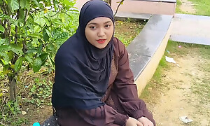 Contaminated Muslim Hijab Girl Paise Ke Liye Porn Video producer Se Chud gyi, Outdoor Prosaic Sexual congress in Hindi