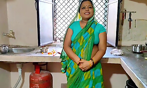 Thing Mom&#039;s ki Badi Gand faad di Hindi Audio