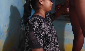 Devar ne bhabhi ko akela pakar bhabhi ki mast chudai ki or gand me land dalne ki kosis kiya